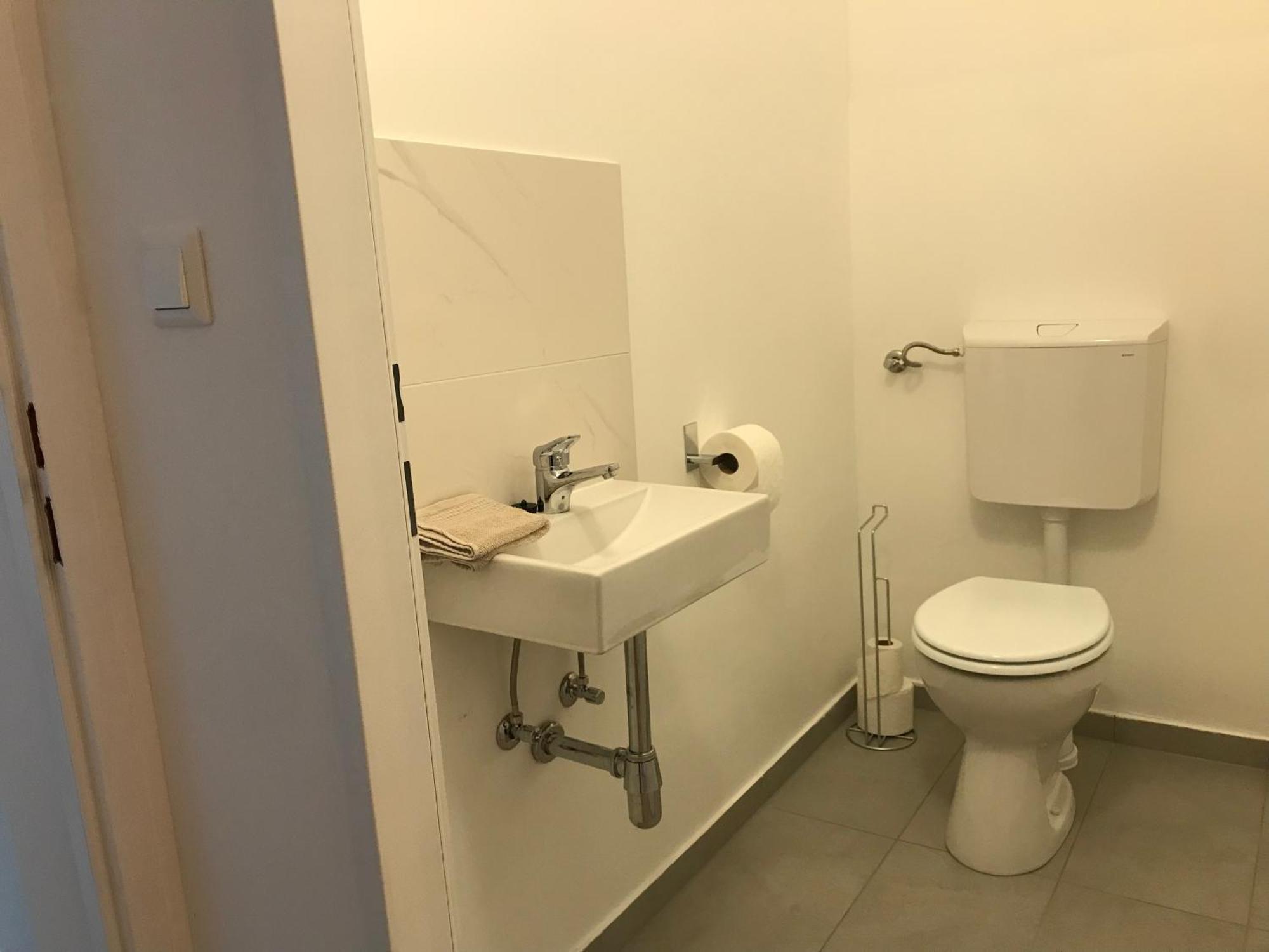 New • City-Park Apartment In The Vienna Center. Eksteriør billede